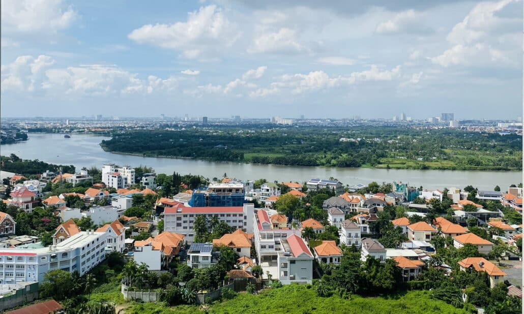 Cho thuê căn hộ Masteri Thảo Điền 3 phòng ngủ đủ nội thất tầng cao view sông